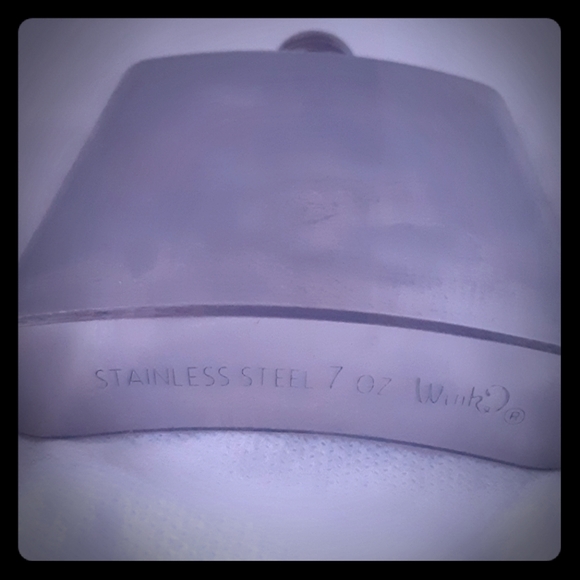 7oz Wink flask| 10/10 - Picture 5 of 5